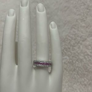 18k White Gold Diamond Ring